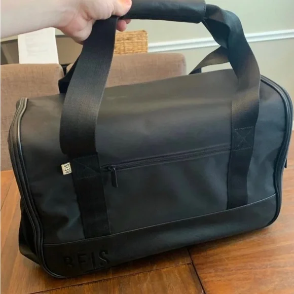 Beis The Hanging Duffle Bag in Black - Picture 15 of 15
